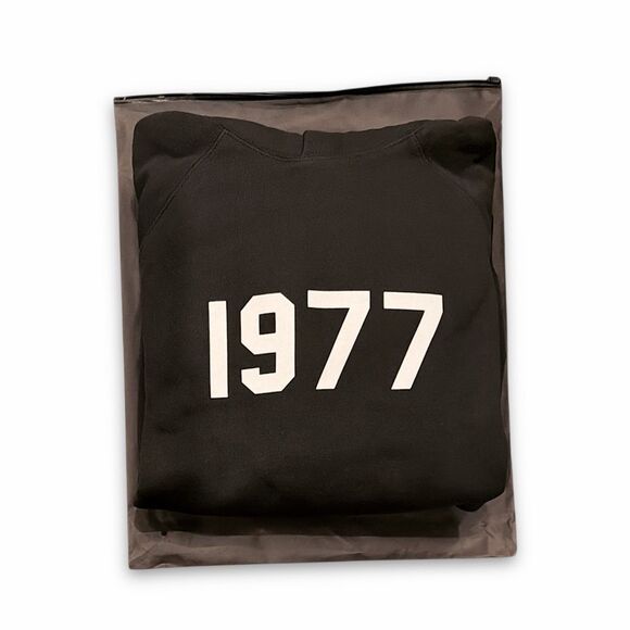 Fear of God Essentials 1977 Hoodie - Picture 4 of 16